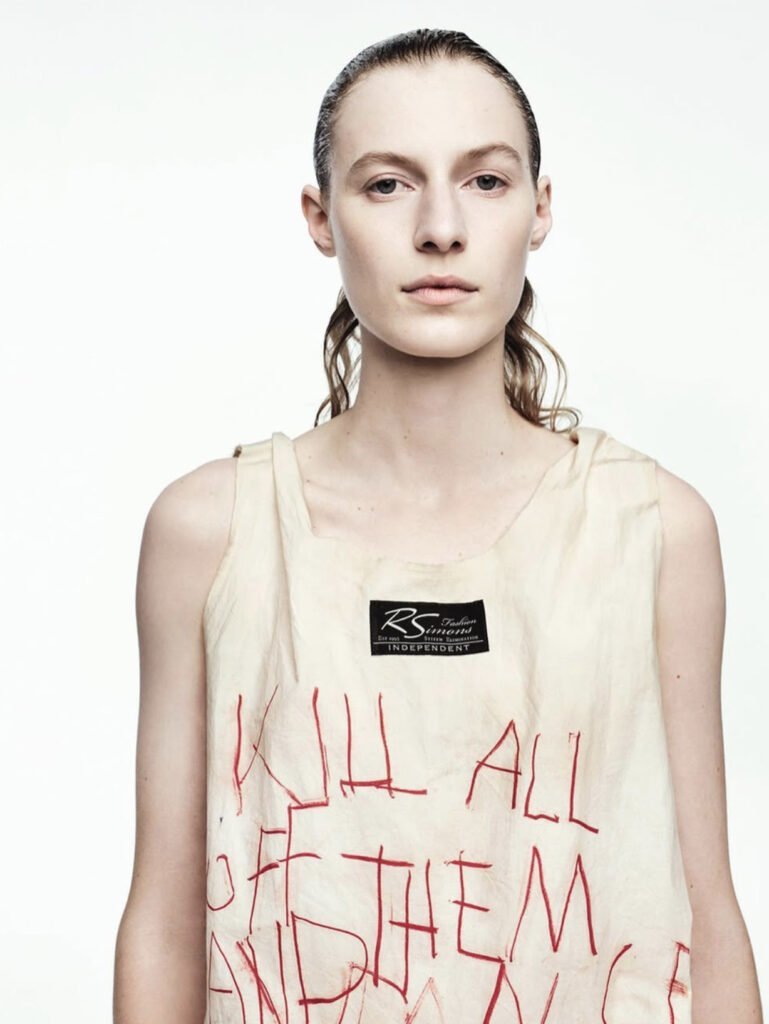 ¿Quién es Raf Simons? El diseñador que redefinió la moda